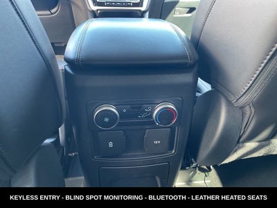 2023 Ford Explorer XLT SPORT APPEARANCE PACKAGE