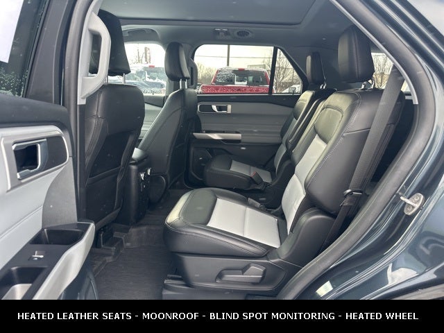 2023 Ford Explorer XLT 4WD