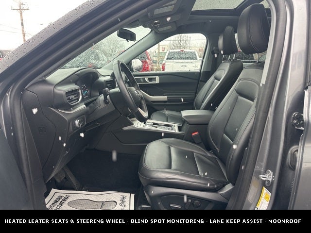 2022 Ford Explorer XLT 4WD