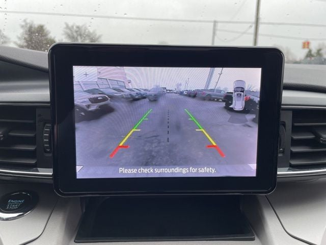 2023 Ford Explorer XLT TWIN PANEL MOONROOF