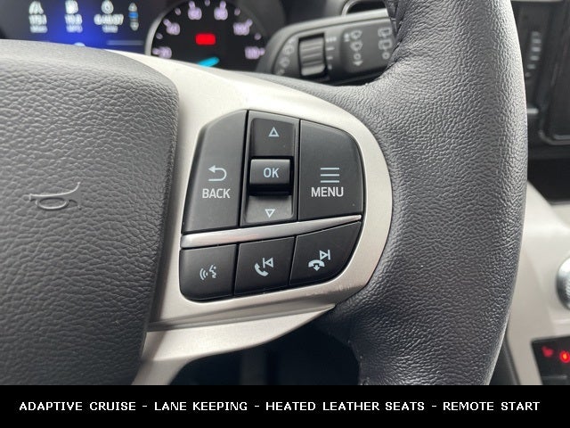 2023 Ford Explorer XLT TWIN PANEL MOONROOF