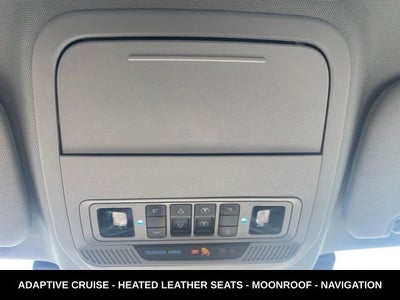 2023 Ford Explorer XLT LOCAL TRADE