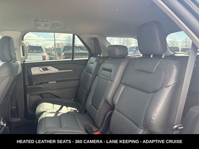 2025 Ford Explorer Active STILL LIKE NEW