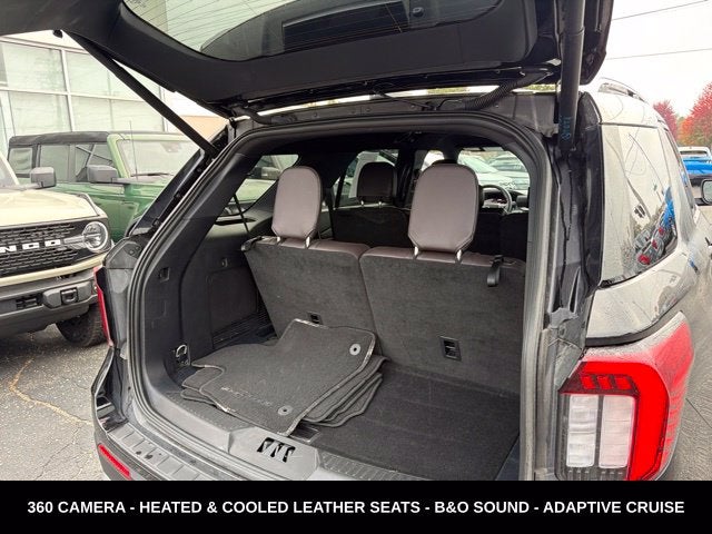 2026 Ford Explorer Platinum 4WD