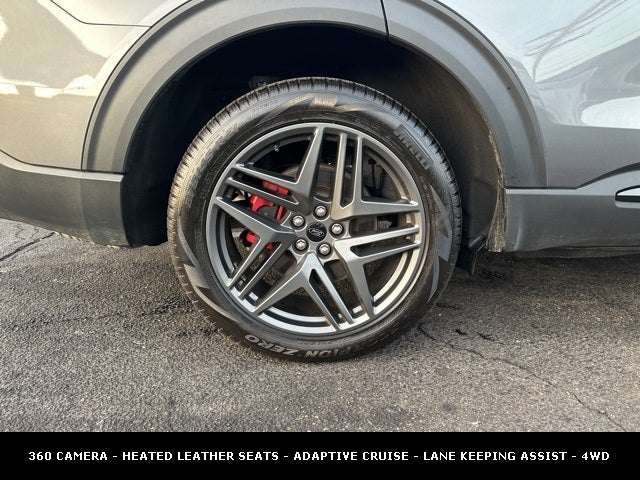 2025 Ford Explorer ST-Line 4WD