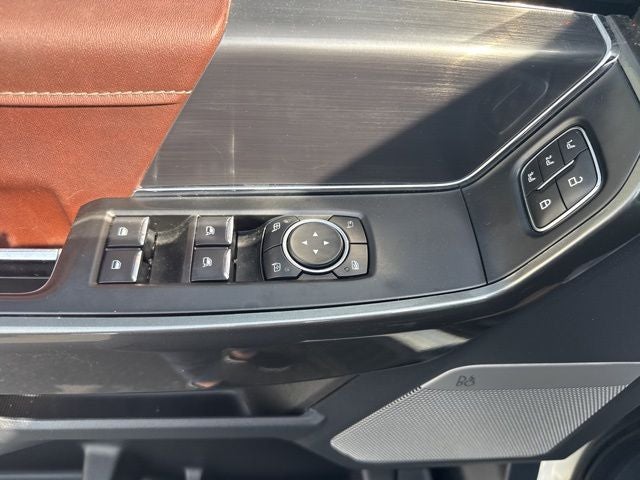 2023 Ford F-150 Lariat TWIN PANEL MOONROOF