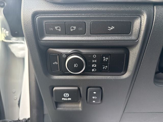 2023 Ford F-150 Lariat TWIN PANEL MOONROOF