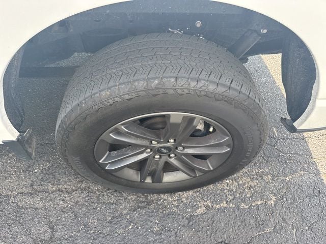 2023 Ford F-150 Lariat TWIN PANEL MOONROOF