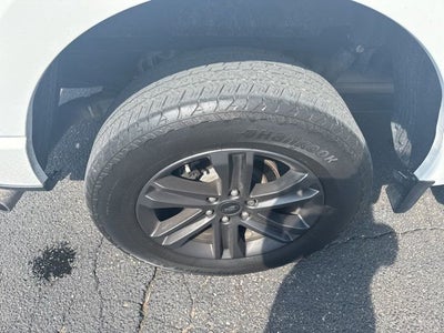 2023 Ford F-150 Lariat TWIN PANEL MOONROOF