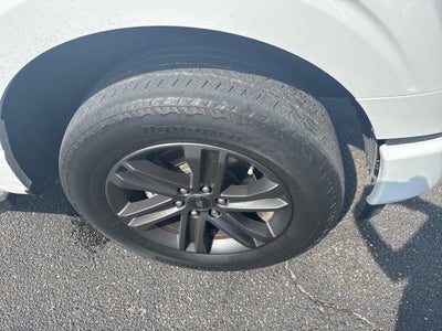 2023 Ford F-150 Lariat TWIN PANEL MOONROOF