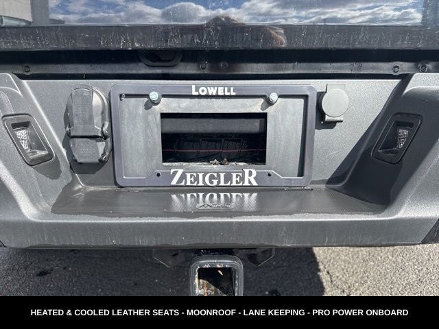 2023 Ford F-150 Lariat BLACKOUT PACKAGE