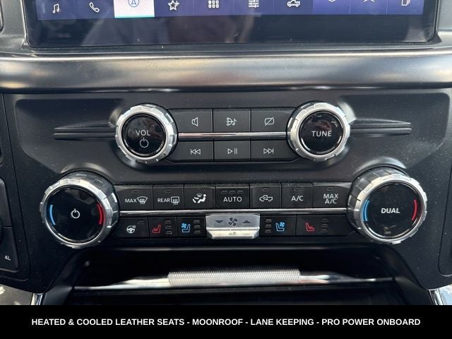 2023 Ford F-150 Lariat BLACKOUT PACKAGE