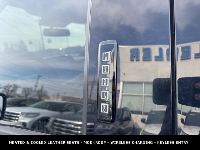 2023 Ford F-150 Lariat TWIN PANEL MOONROOF
