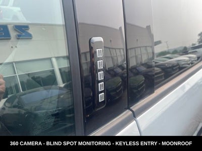2024 Ford F-150 XLT TWIN PANEL MOONROOF