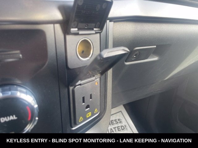 2024 Ford F-150 XLT BLACK OUT PACKAGE