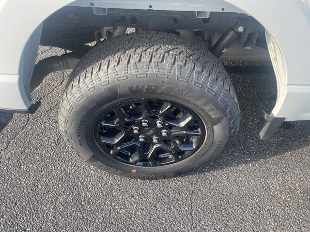 2024 Ford F-150 XLT BLACK OUT PACKAGE