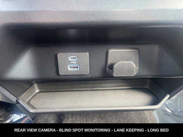 2023 Ford F-150 XLT 8 FT BED