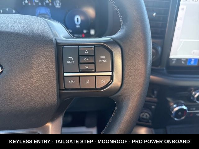 2024 Ford F-150 XLT TWIN PANEL MOONROOF