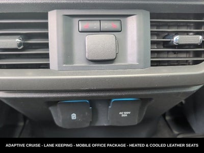 2024 Ford F-150 Lariat TWIN PANEL MOONROOF