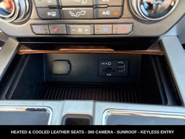2015 Ford F-150 Lariat 5.0 V8 NEW ENGINE