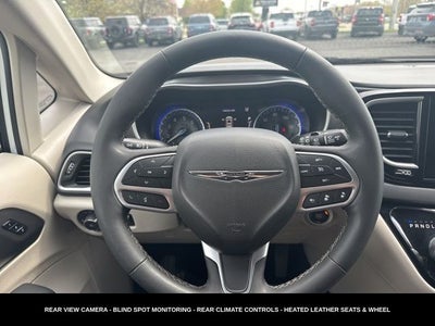 2023 Chrysler Pacifica Touring L ADAPTIVE CRUISE CONTROL