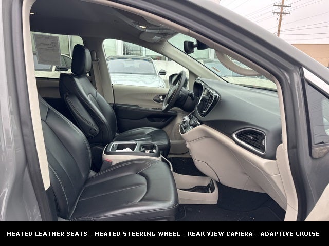 2023 Chrysler Pacifica Touring L STOW N GO SEATING
