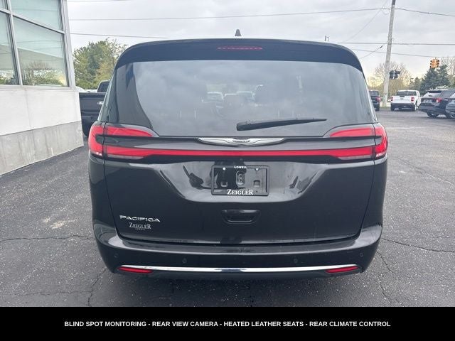 2023 Chrysler Pacifica Touring L HEATED SEATS & STEERING WHEEL