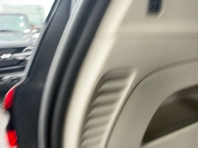 2024 Chrysler Pacifica Touring L STOW N GO SEATING