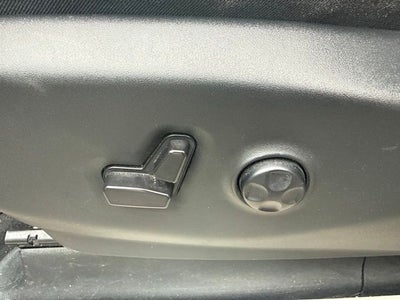 2024 Chrysler Pacifica Touring L STOW N GO SEATING