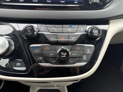 2024 Chrysler Pacifica Touring L STOW N GO SEATING