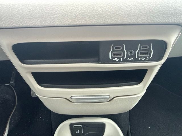 2024 Chrysler Pacifica Touring L STOW N GO SEATING