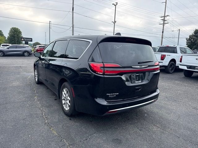 2024 Chrysler Pacifica Touring L STOW N GO SEATING