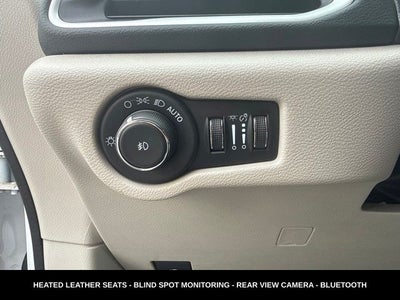 2024 Chrysler Pacifica Touring L STOW N GO SEATING