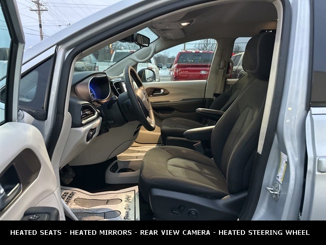 2023 Chrysler Voyager LX STOW N GO SEATING