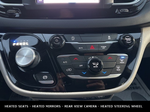 2023 Chrysler Voyager LX STOW N GO SEATING