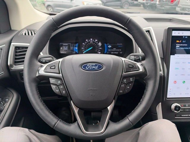 2024 Ford Edge Titanium HEATED STEERING