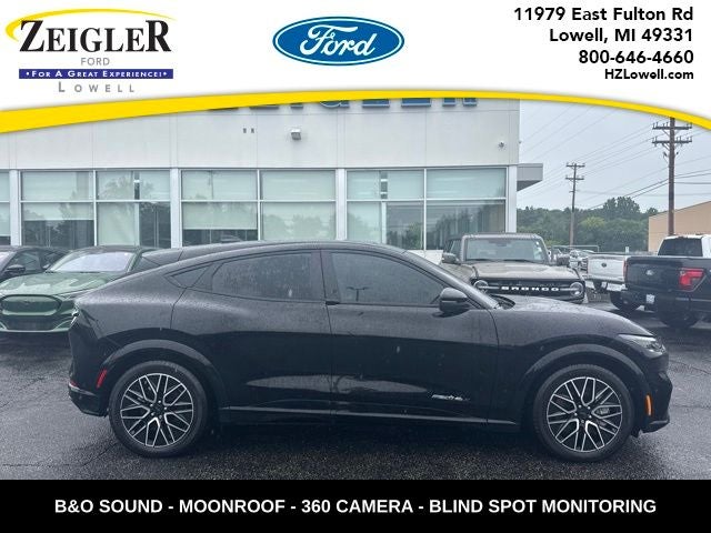 2024 Ford Mustang Mach-E Premium AWD