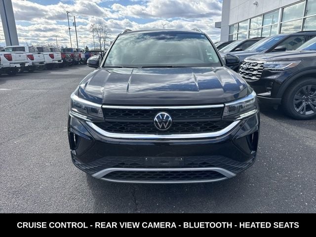 2024 Volkswagen Taos 1.5T SE ONE OWNER