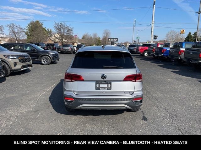 2024 Volkswagen Taos 1.5T SE ONE OWNER