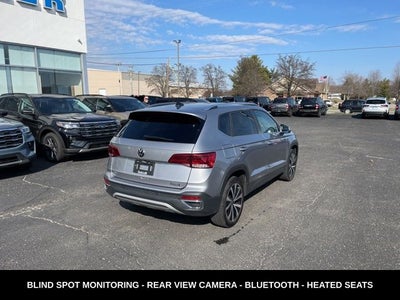 2024 Volkswagen Taos 1.5T SE ONE OWNER