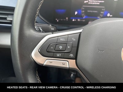 2023 Volkswagen Taos 1.5T SE ONE OWNER