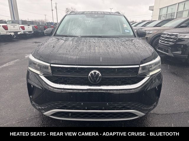 2024 Volkswagen Taos 1.5T SE ONE OWNER