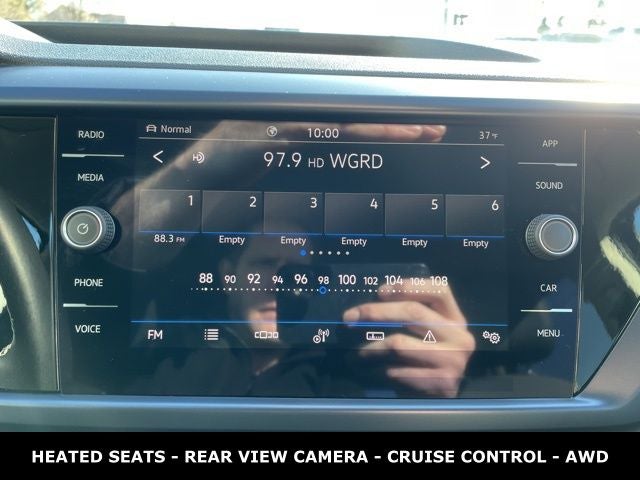 2024 Volkswagen Taos 1.5T SE AWD