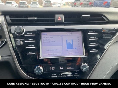 2020 Toyota Camry SE 39 MPG