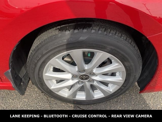 2020 Toyota Camry SE 39 MPG