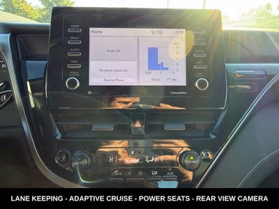 2022 Toyota Camry SE LOW MILEAGE LOCAL TRADE