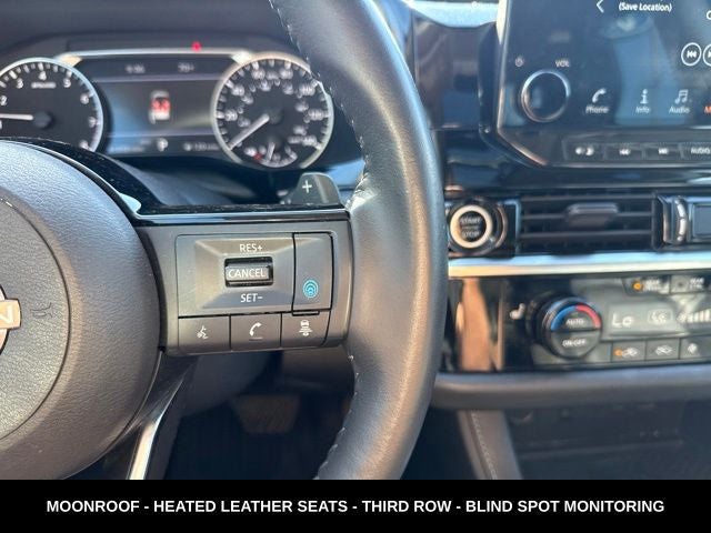 2023 Nissan Pathfinder SL