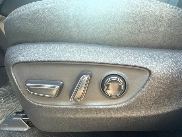 2026 Toyota Grand Highlander Hybrid Base