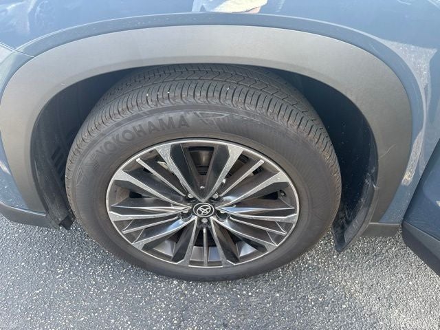 2026 Toyota Grand Highlander Hybrid Base