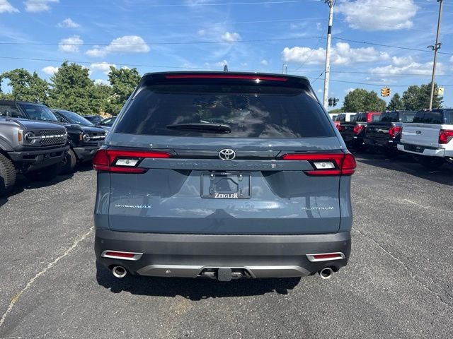 2026 Toyota Grand Highlander Hybrid Base